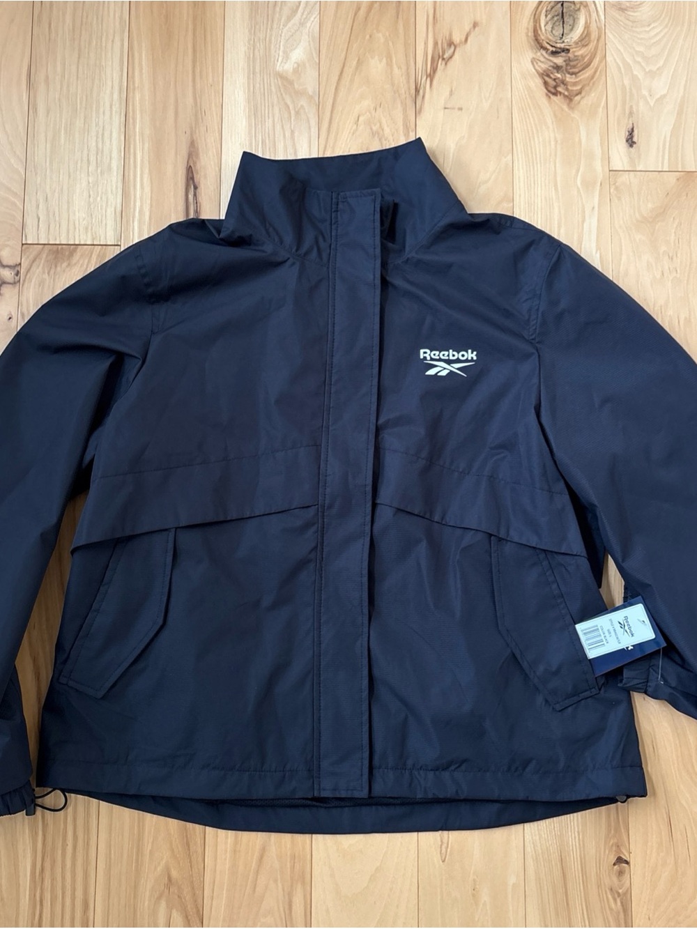 NWT Reebok Women's Wind Performance Jacket with Logo Sz L. Retail $105